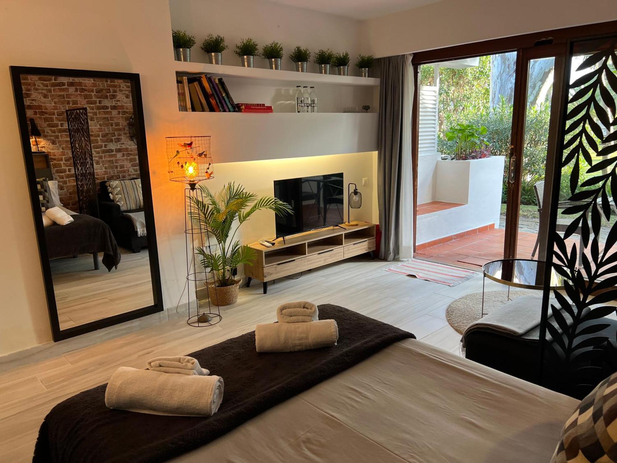 Puerto Banus Pol Suite Y Hada Suite Марбелья Экстерьер фото
