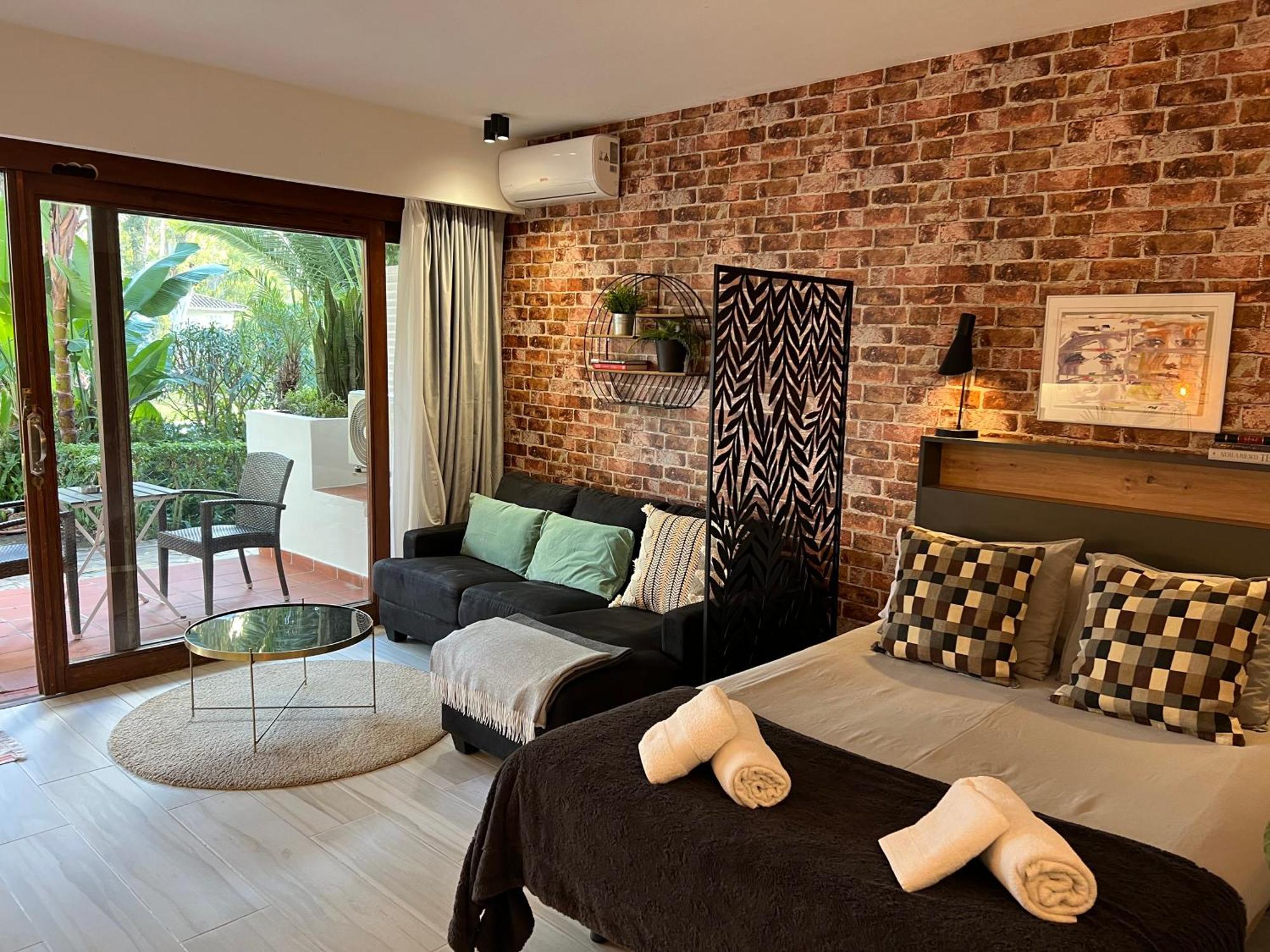 Puerto Banus Pol Suite Y Hada Suite Марбелья Экстерьер фото